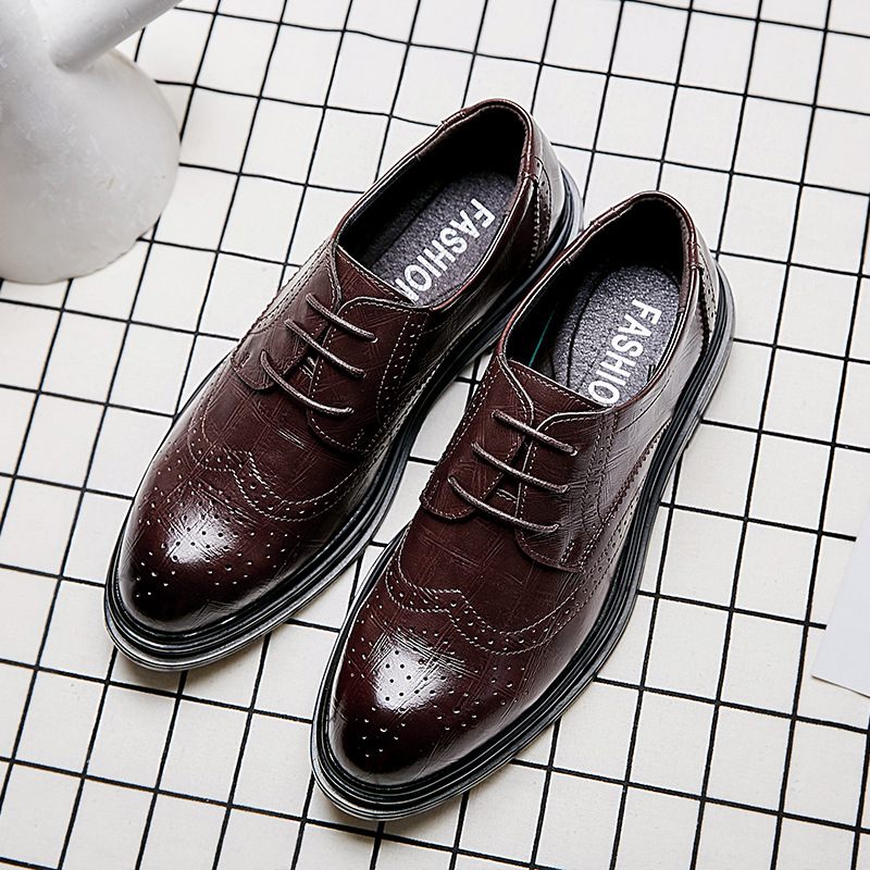 Pánske Spoločenské Topánky Šaty Nová Jarná Mládež Čierna Business Casual Trend Brogue Vyrezávané