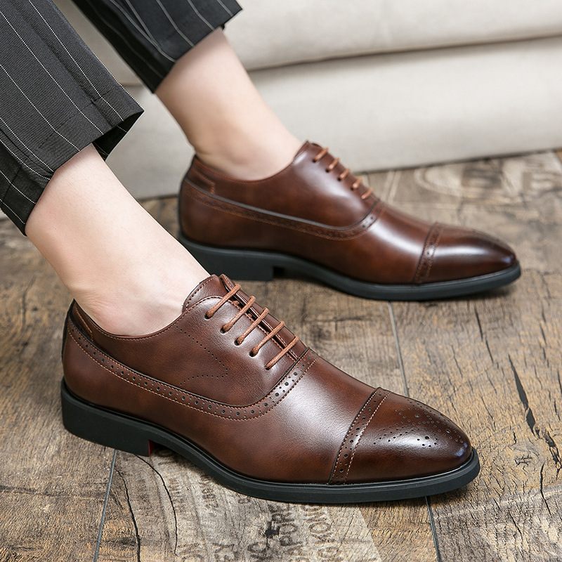 Plus Size Business Ležérne Oxfordské Topánky Pánske Čierne Šaty Fashion Brogues Vyrezávané Svadobné